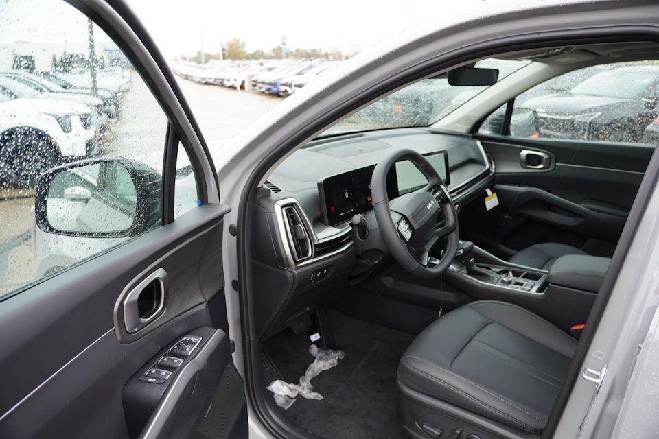 new 2026 Kia Sorento car, priced at $38,408