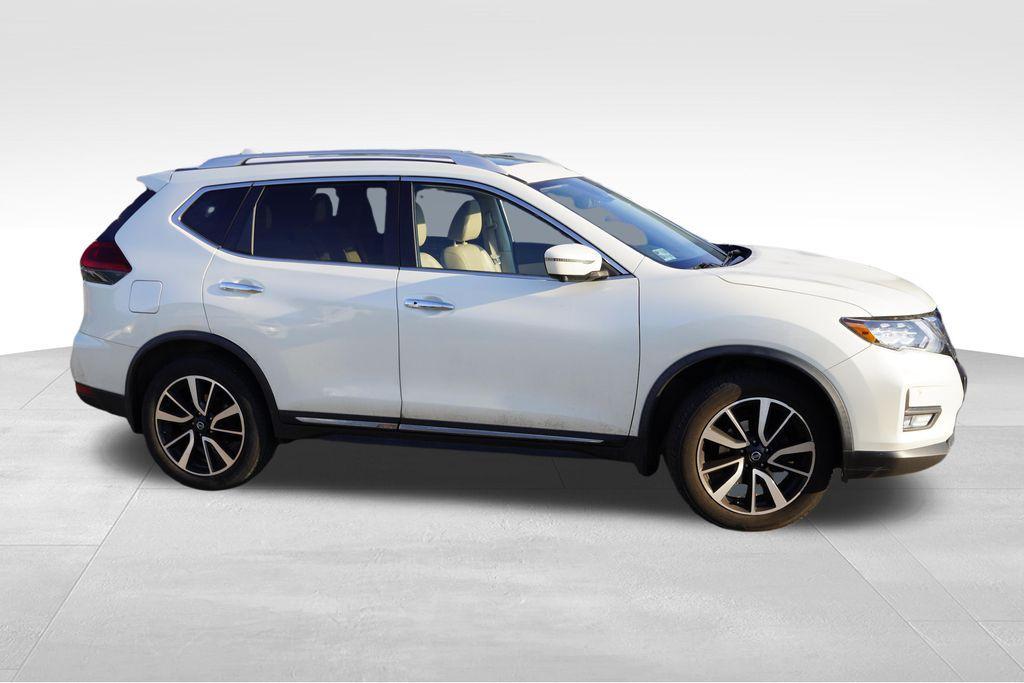 used 2018 Nissan Rogue car, priced at $15,989