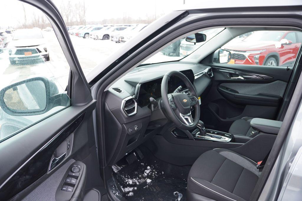 new 2026 Chevrolet TrailBlazer car, priced at $26,348
