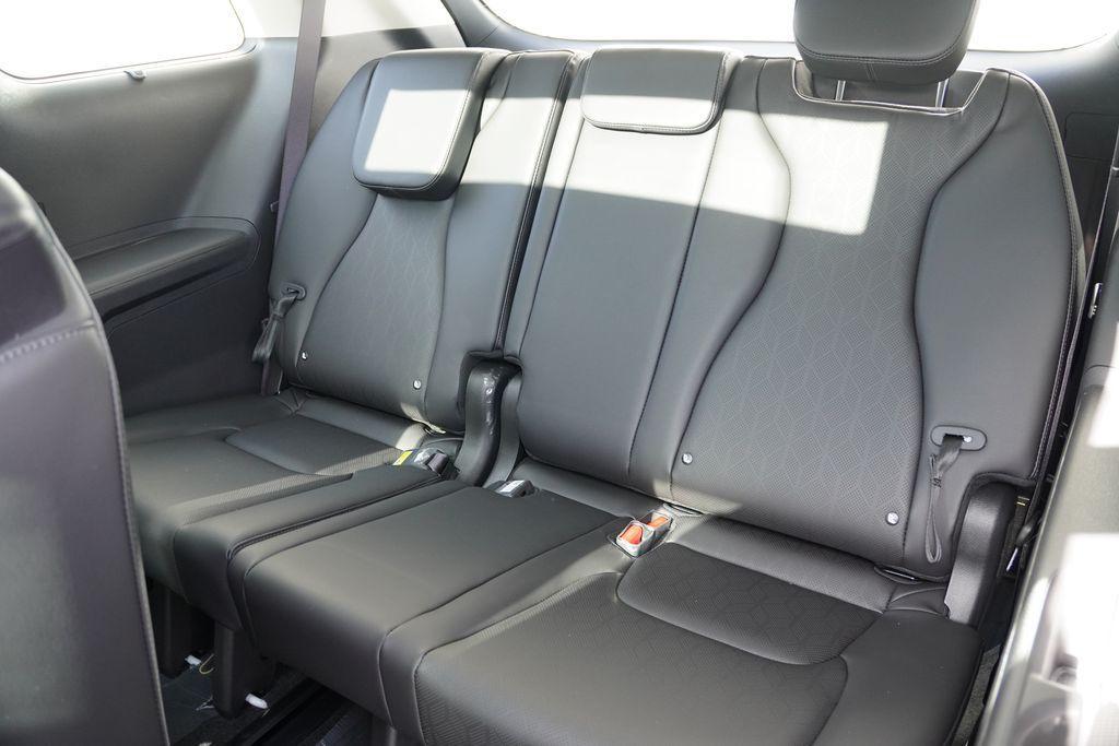 new 2026 Kia Carnival car, priced at $44,022