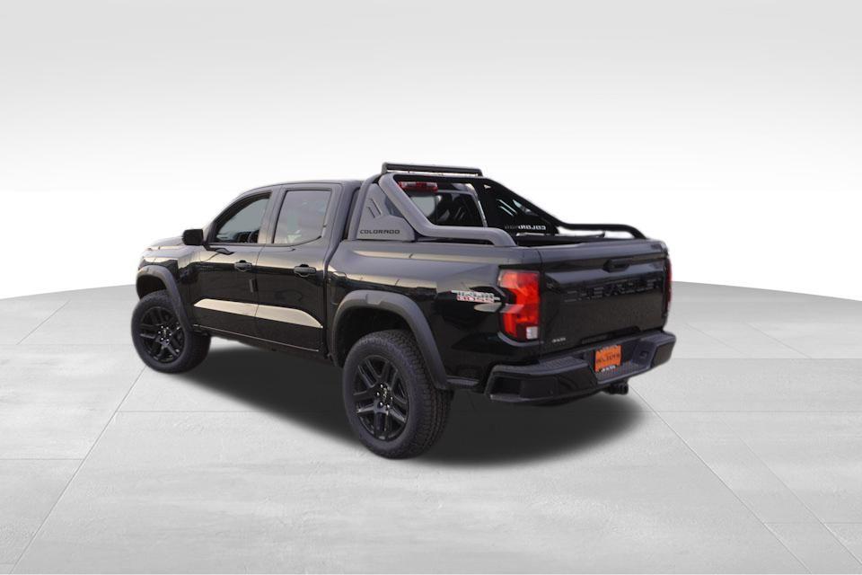 new 2025 Chevrolet Colorado car, priced at $39,990