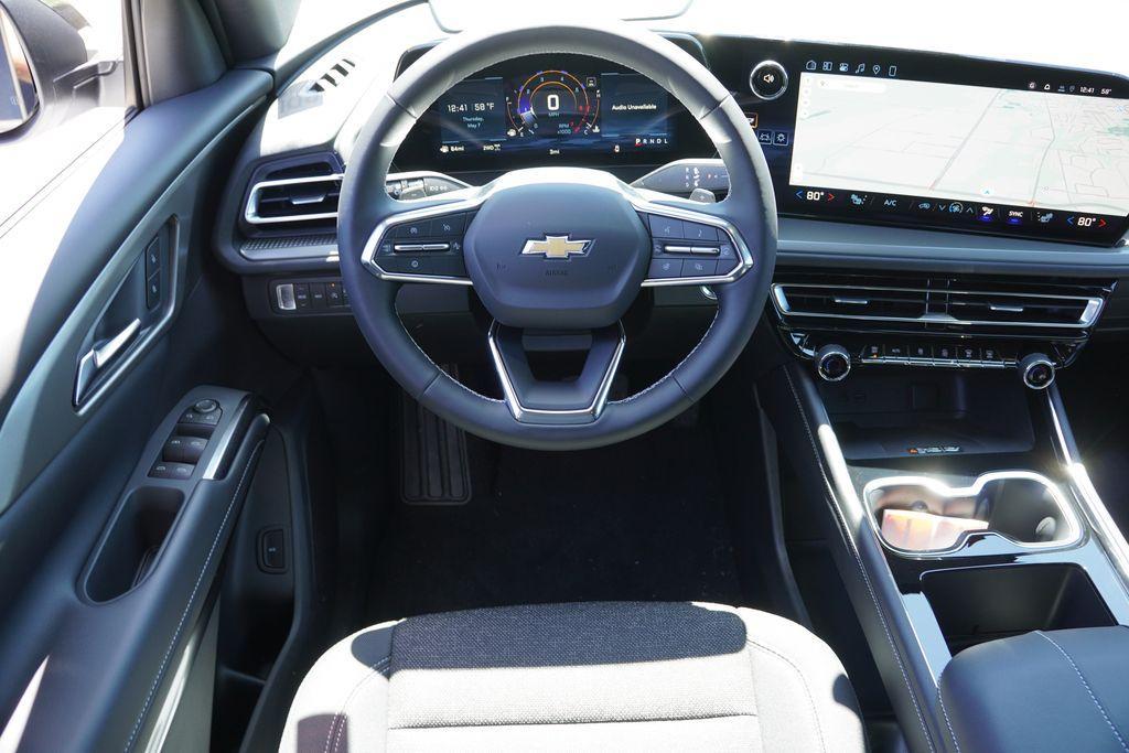 new 2026 Chevrolet Traverse car, priced at $42,407