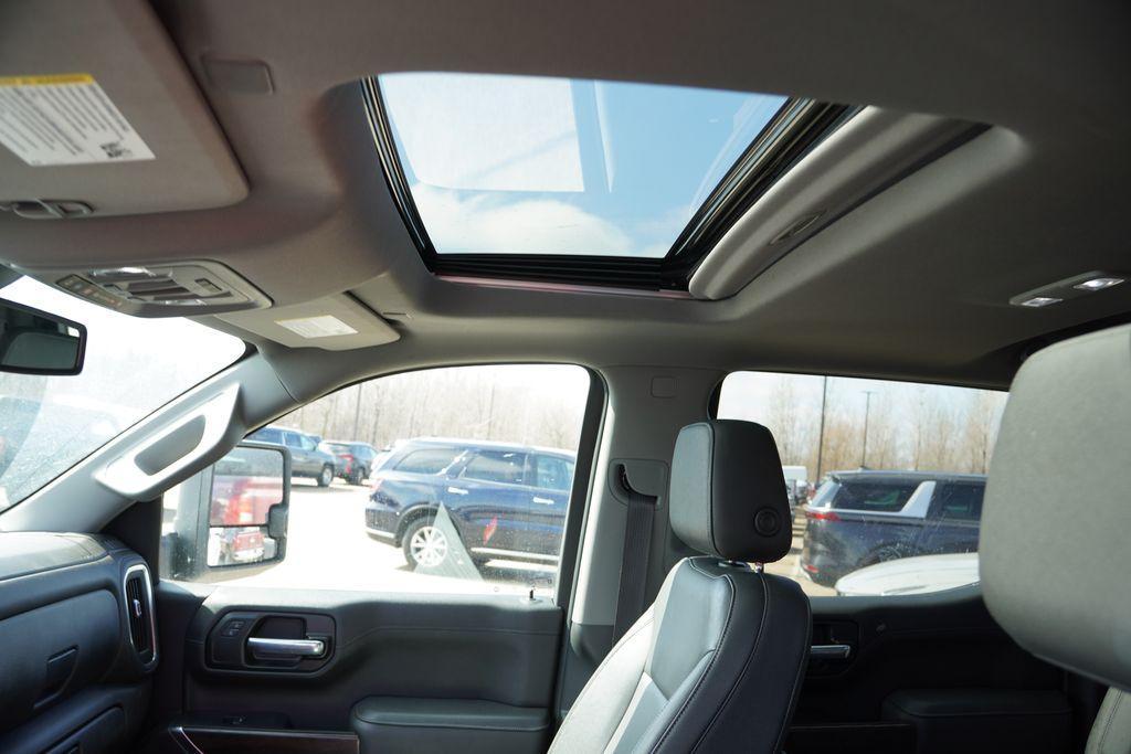 used 2021 GMC Sierra 1500 car, priced at $38,498