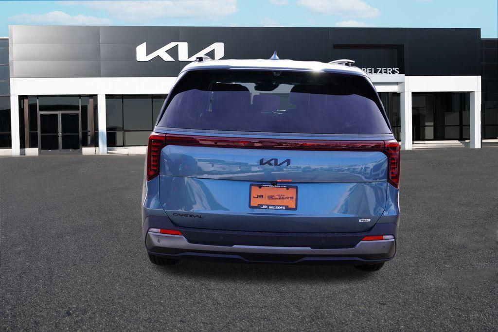 new 2026 Kia Carnival Hybrid car, priced at $49,540