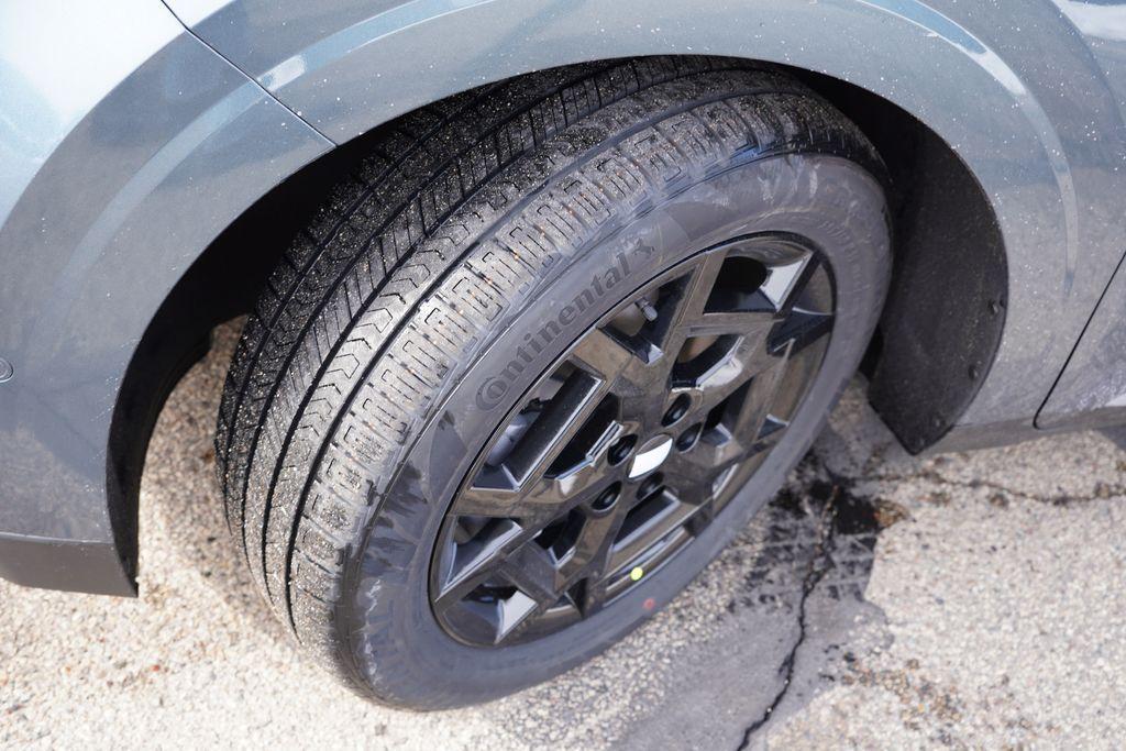 new 2026 Kia Carnival Hybrid car, priced at $49,540