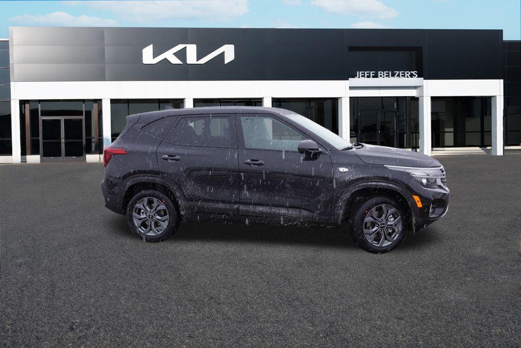 new 2026 Kia Seltos car, priced at $24,312