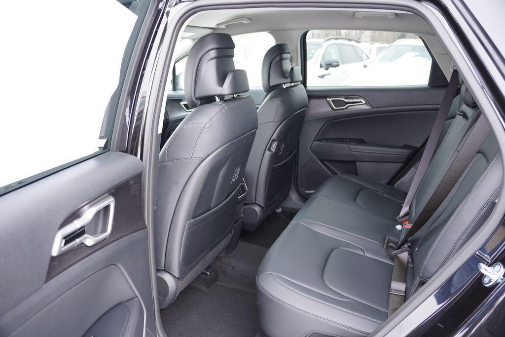 new 2026 Kia Sportage Hybrid car, priced at $31,725