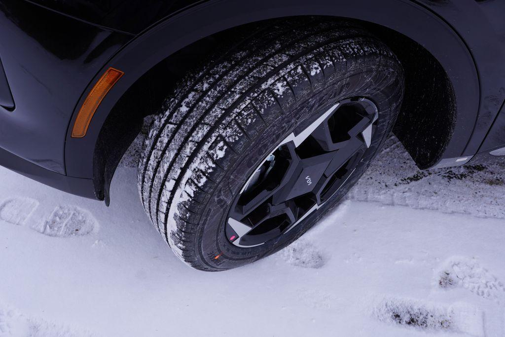 new 2026 Kia Sportage Hybrid car, priced at $31,725