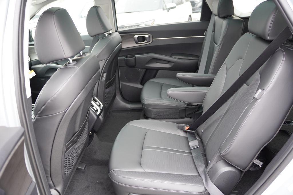 new 2026 Kia Sorento car, priced at $39,464