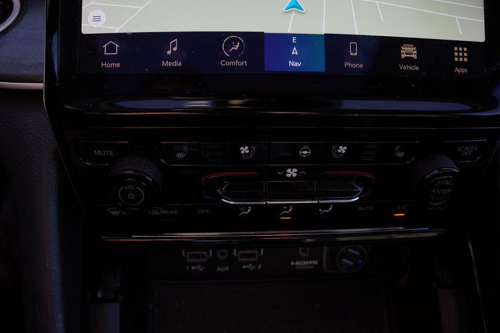 used 2023 Jeep Grand Cherokee L car, priced at $28,987