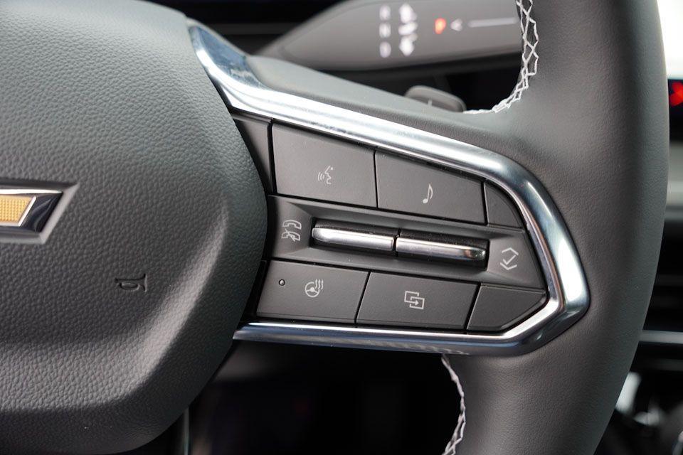 new 2026 Chevrolet Traverse car, priced at $42,002