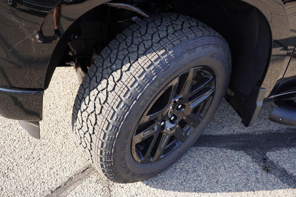 new 2026 Chevrolet Silverado 1500 car, priced at $44,178