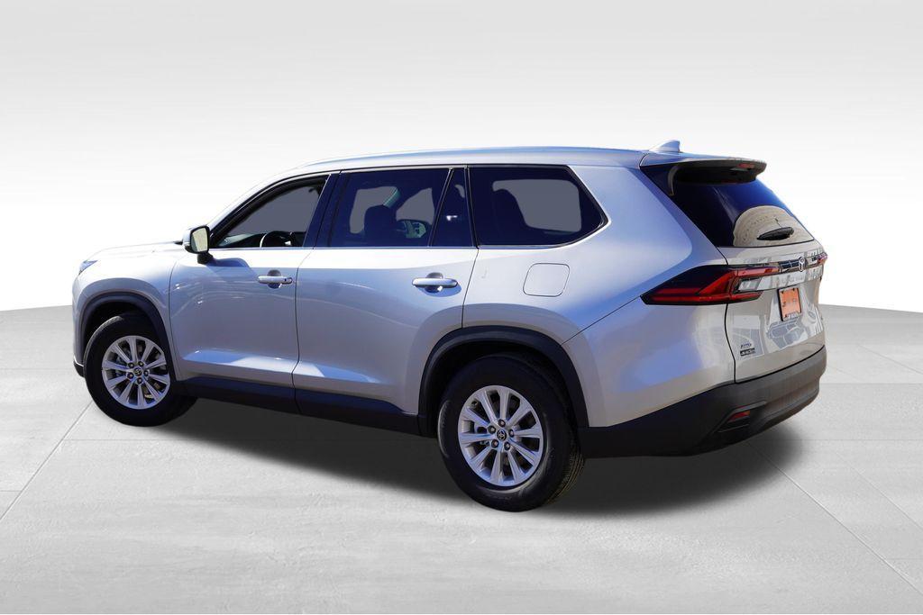 used 2025 Toyota Grand Highlander car, priced at $43,987