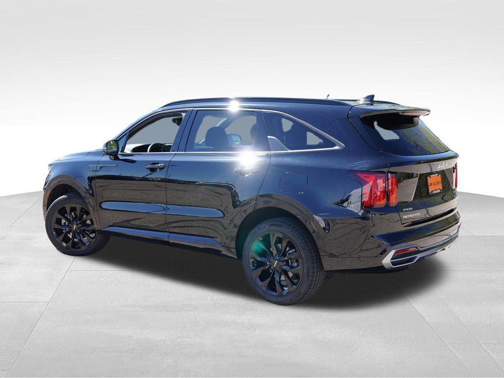 used 2023 Kia Sorento car, priced at $31,510
