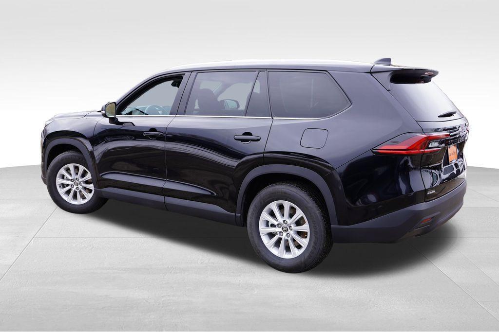 used 2025 Toyota Grand Highlander car, priced at $43,254