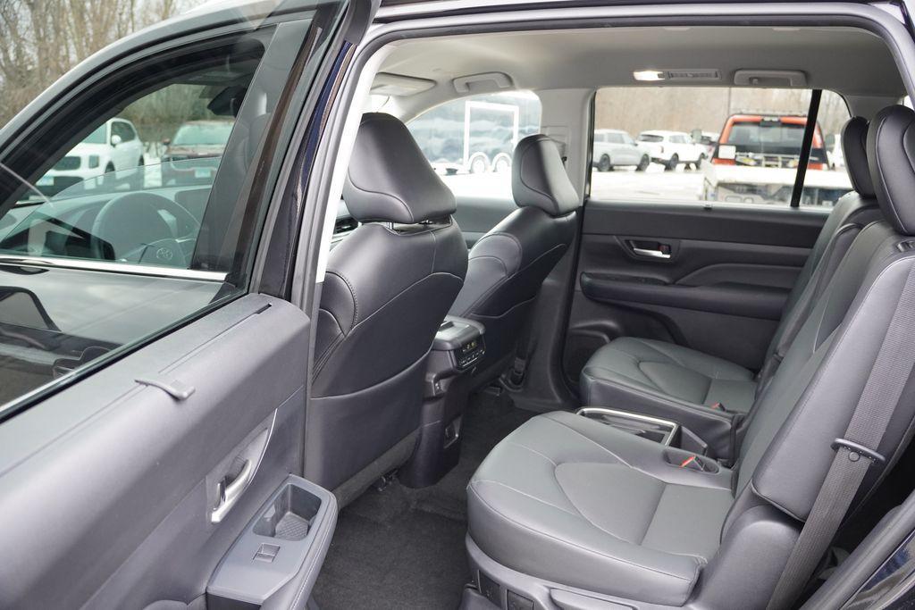 used 2025 Toyota Grand Highlander car, priced at $43,254