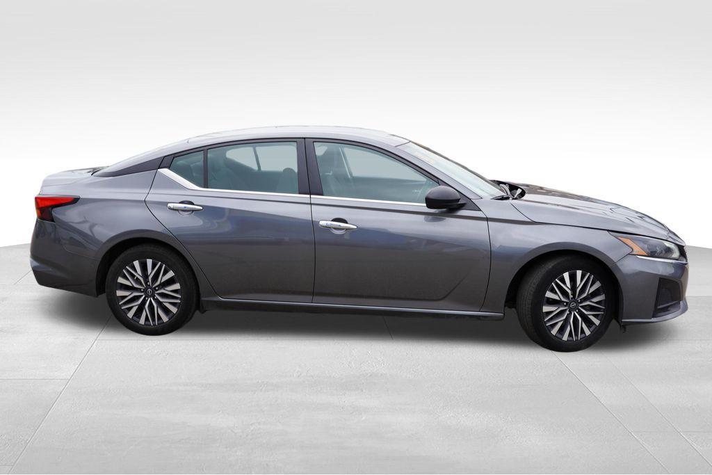 used 2025 Nissan Altima car, priced at $20,976
