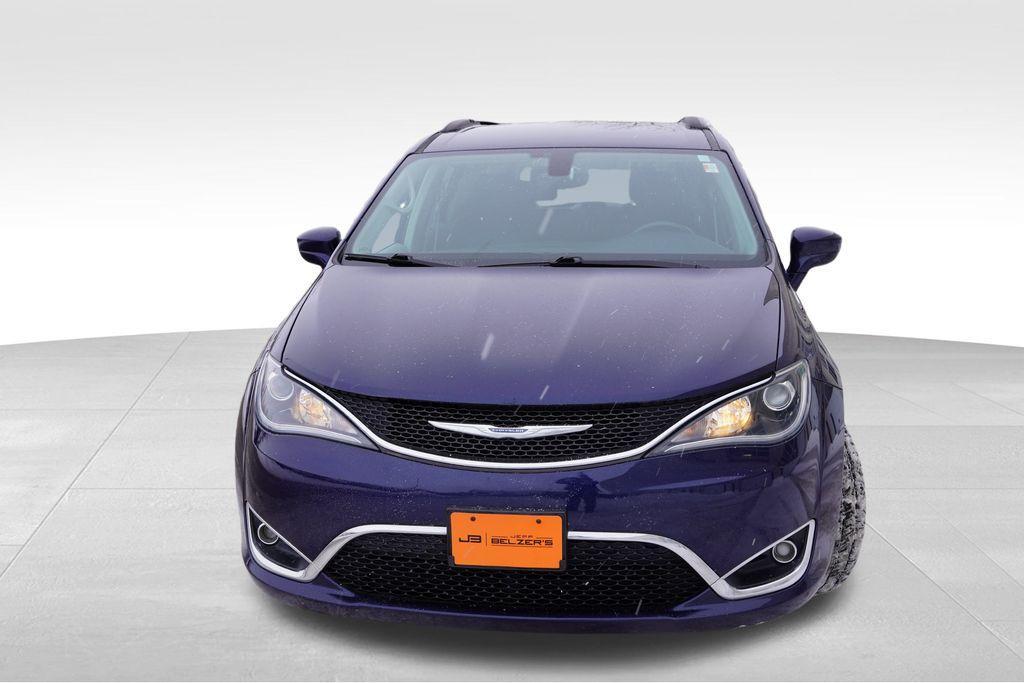 used 2017 Chrysler Pacifica car, priced at $13,227