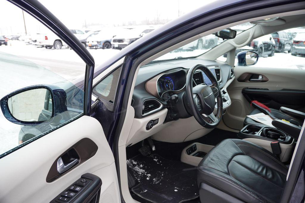 used 2017 Chrysler Pacifica car, priced at $13,227