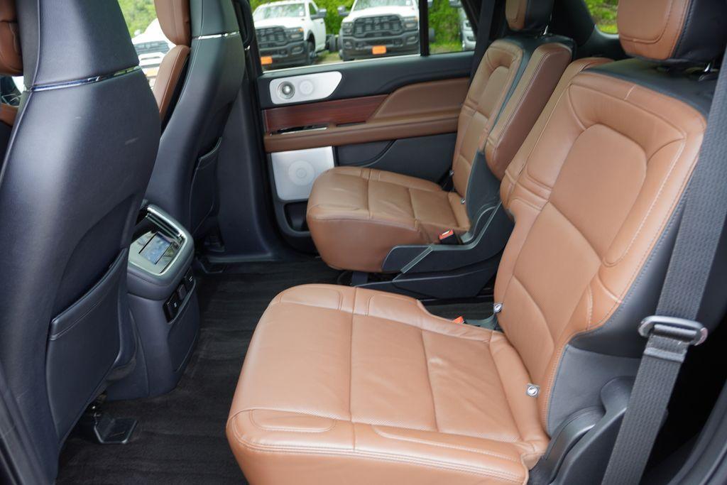 used 2022 Lincoln Navigator car, priced at $51,717