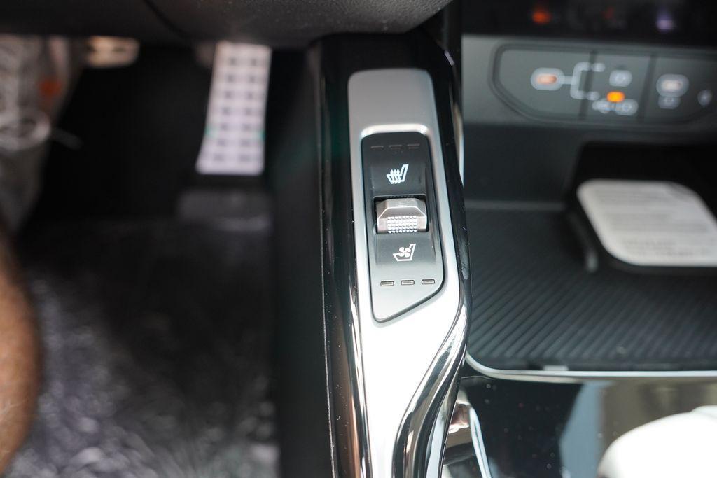 new 2026 Kia Sorento car, priced at $40,484