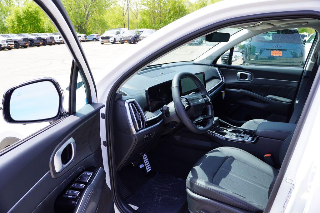 new 2026 Kia Sorento car, priced at $40,484