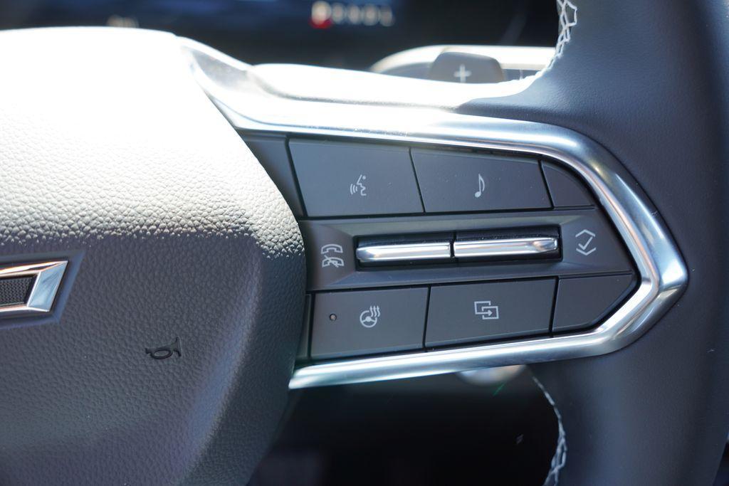 new 2026 Chevrolet Traverse car, priced at $49,015