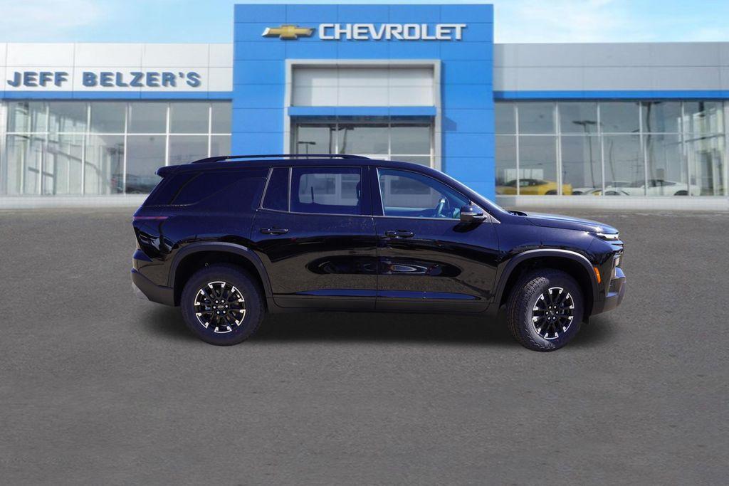 new 2026 Chevrolet Traverse car, priced at $49,015