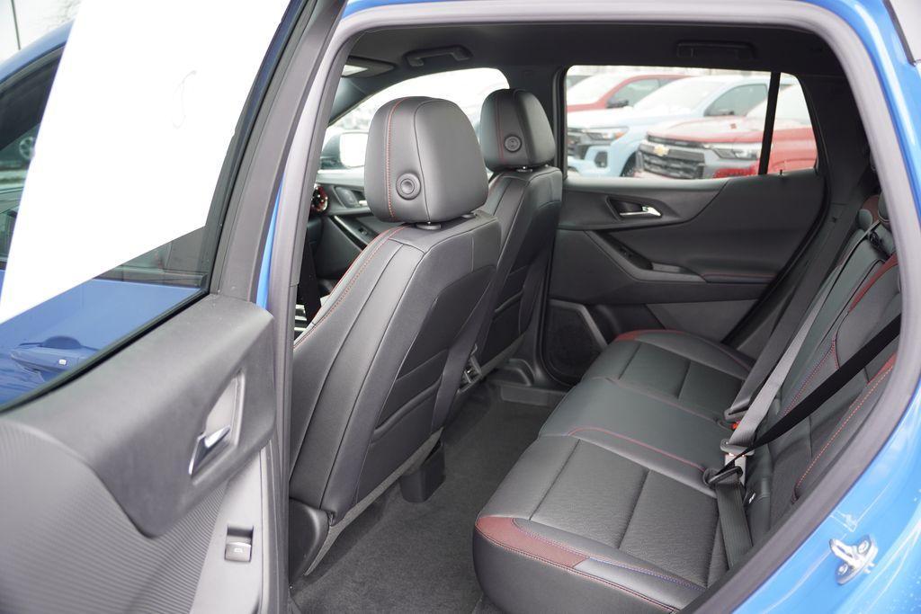 new 2026 Chevrolet Equinox car, priced at $33,695