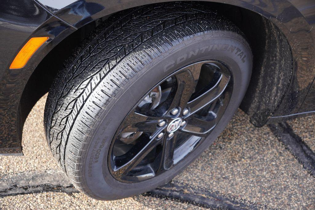 used 2023 Buick Enclave car, priced at $36,894