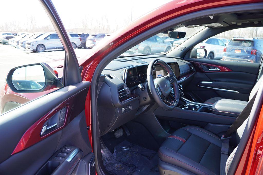 used 2024 Chevrolet Traverse car, priced at $48,851