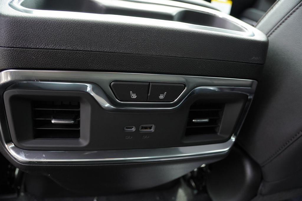 new 2026 Chevrolet Silverado 3500 car, priced at $80,206