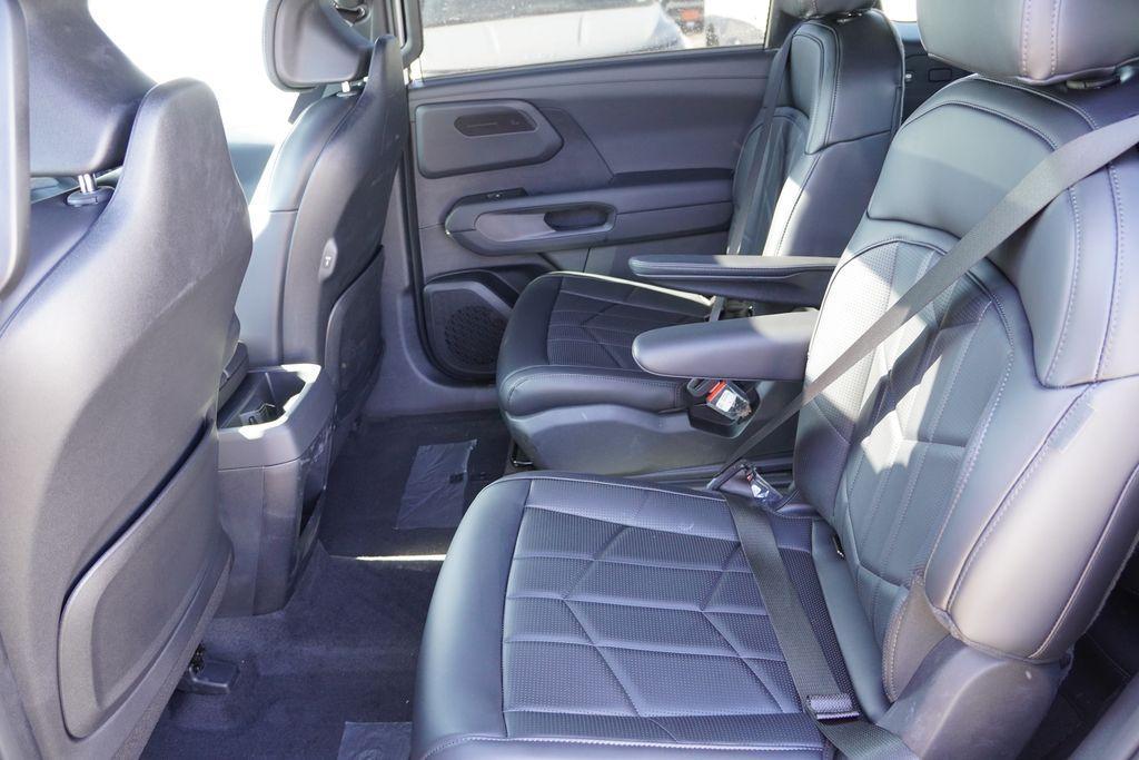 new 2027 Kia Telluride car, priced at $48,203