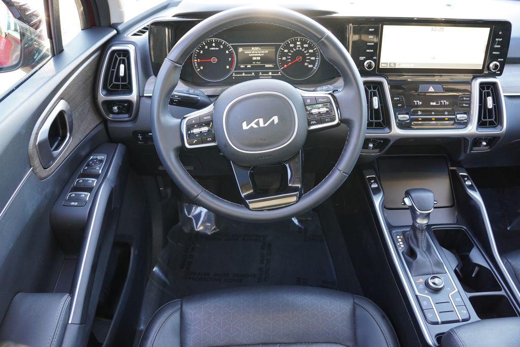 used 2023 Kia Sorento car, priced at $29,126