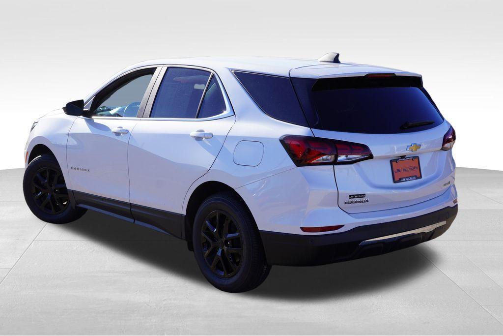used 2023 Chevrolet Equinox car, priced at $21,323