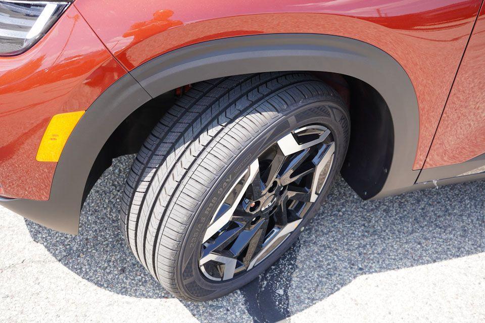 new 2026 Kia Seltos car, priced at $28,610