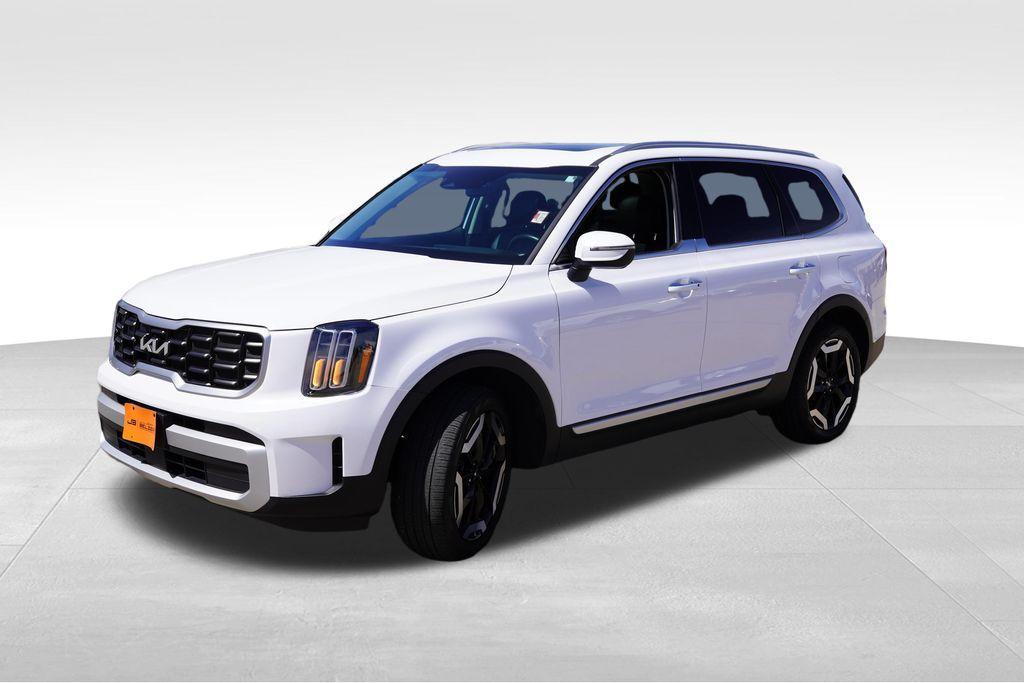 used 2024 Kia Telluride car, priced at $35,424
