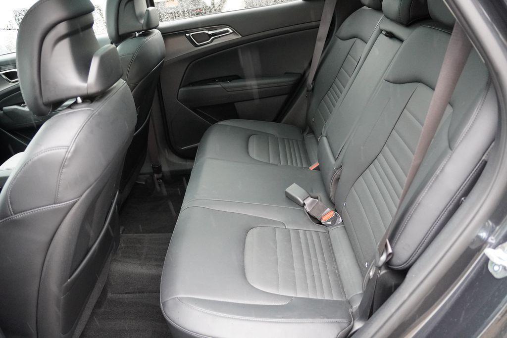 used 2025 Kia Sportage Hybrid car, priced at $32,998
