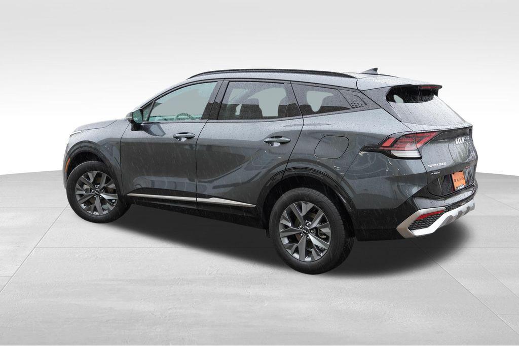 used 2025 Kia Sportage Hybrid car, priced at $32,998