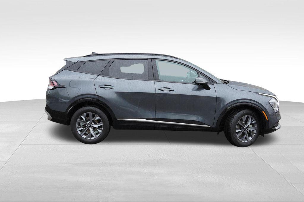 used 2025 Kia Sportage Hybrid car, priced at $32,998