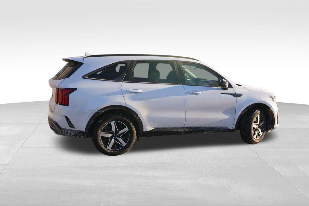 used 2023 Kia Sorento car, priced at $23,937