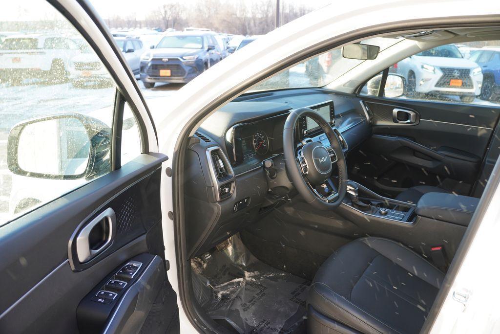 used 2023 Kia Sorento car, priced at $23,937