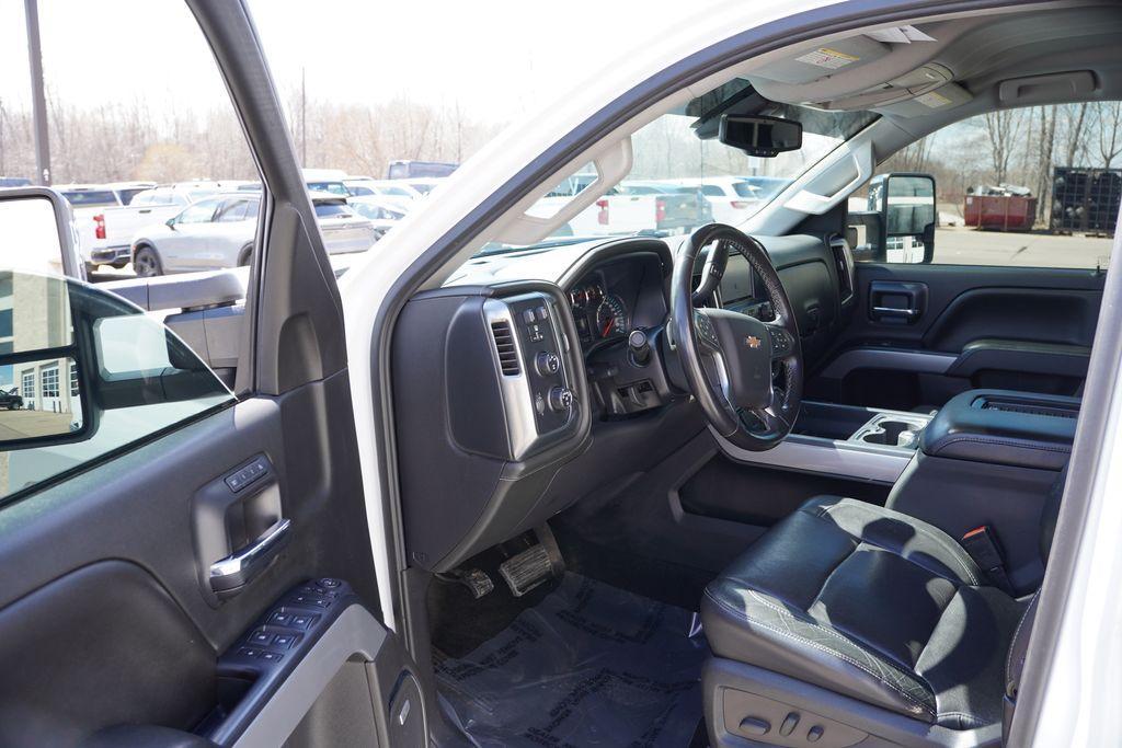 used 2016 Chevrolet Silverado 2500 car, priced at $32,773