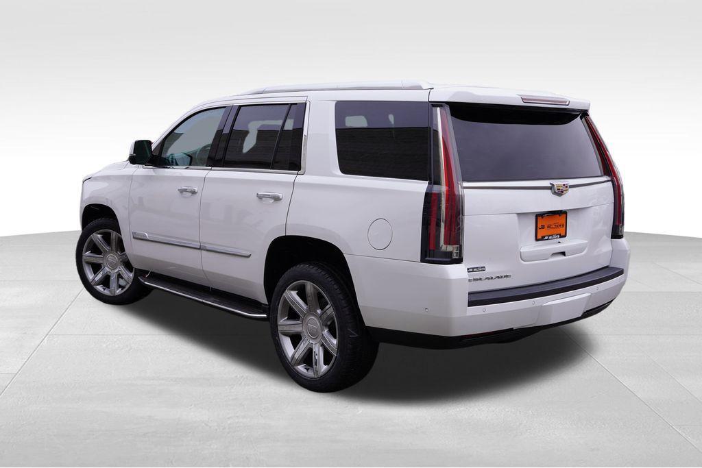 used 2020 Cadillac Escalade car, priced at $37,388