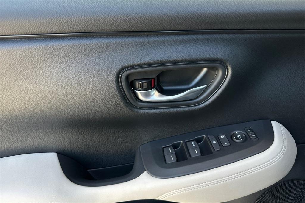 new 2026 Honda HR-V car, priced at $27,650