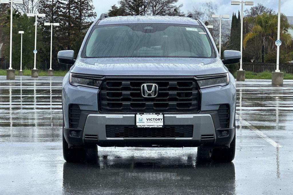 new 2026 Honda Pilot car, priced at $46,645