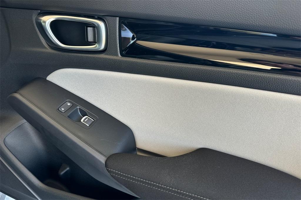 new 2026 Honda Civic Hybrid car, priced at $30,490