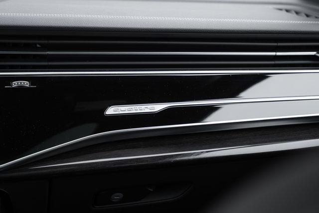 new 2026 Audi Q7 car, priced at $75,466