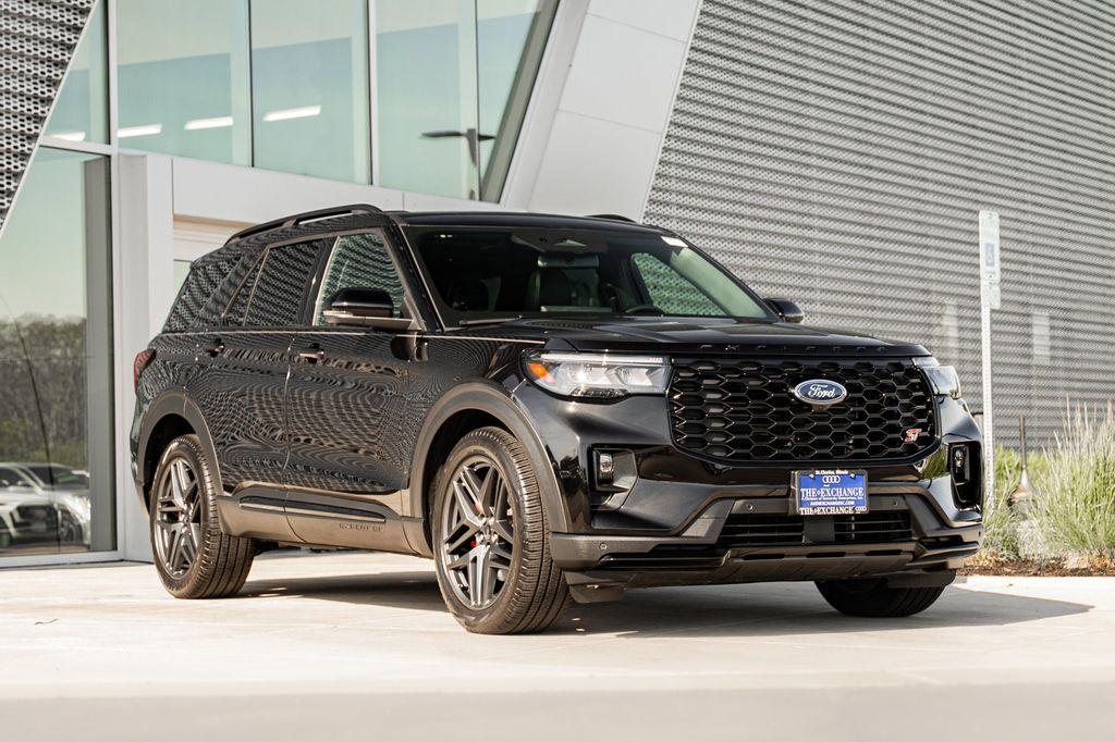 used 2025 Ford Explorer car, priced at $51,186
