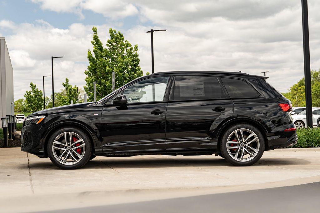 new 2026 Audi Q7 car, priced at $81,409